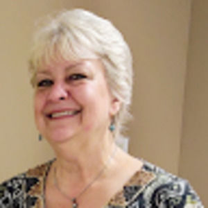 Meet your Posher, Leslie